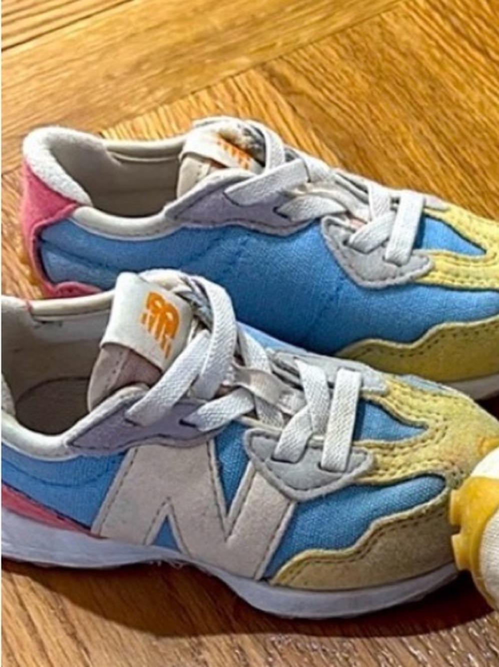 Toddler New Balance 327 Sneakers